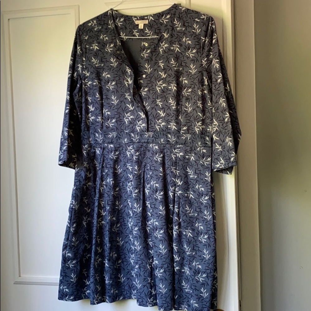 Pleated skirt dress